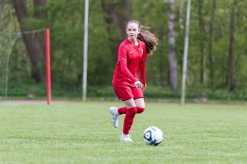Bild 51 - wBJ VfL Pinneberg - Eimsbuettel : Ergebnis: 6:2